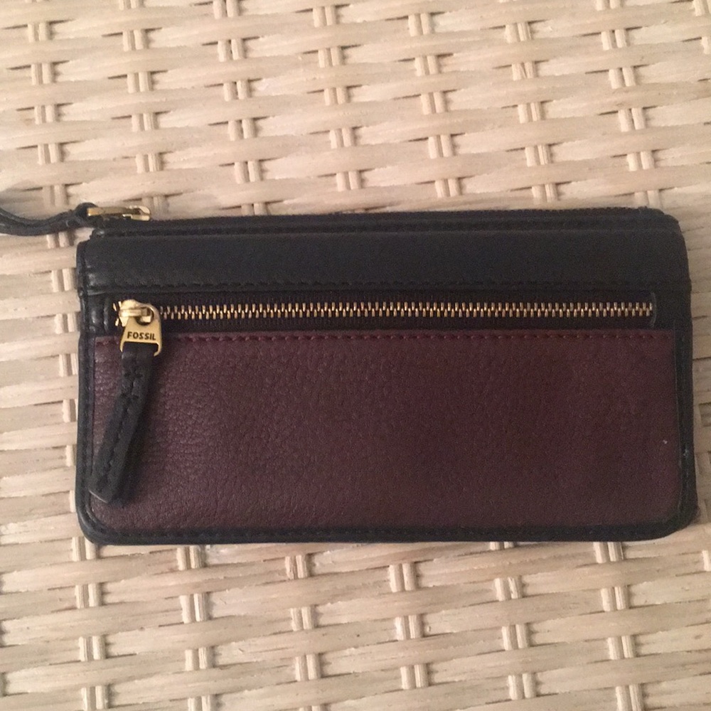 Fossil wallet